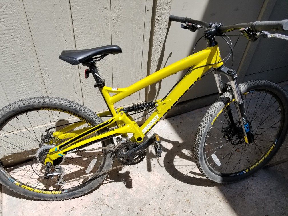 Diamondback atroz yellow outlet