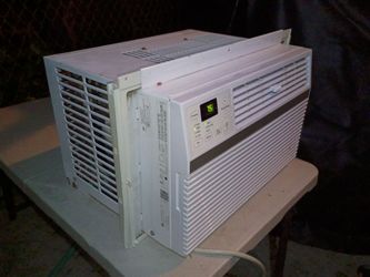 Air conditioner 8000BTU