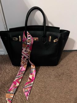 Purse medium new $60
