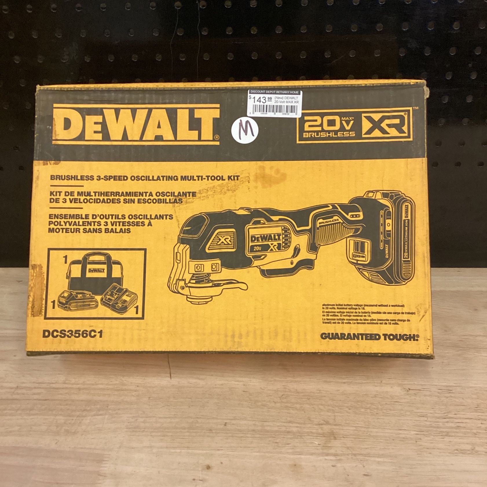 DEWALT 20V MAX XR Cordless Brushless 3-Speed Oscillating Multi Tool with  (1) 20V 1.5Ah Battery and Charger for Sale in Phoenix, AZ OfferUp