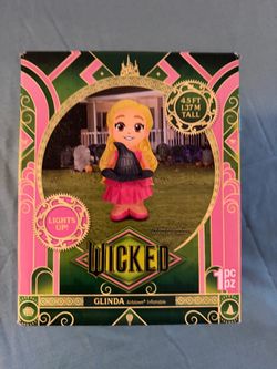 Glinda lawn decor