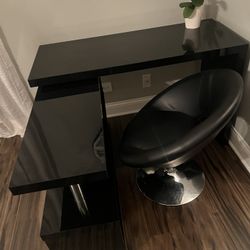 Computer Desk With Chair 