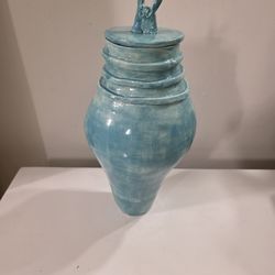 Beautiful turquoise vase, size 17"x9"