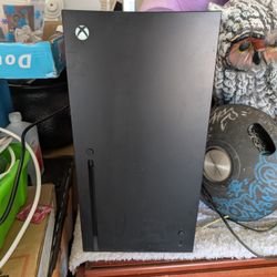 Xbox Series X Replica Mini Fridge Thermoelectric Cooler