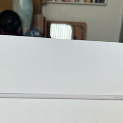 Empty IPAD Box 9th Generation 
