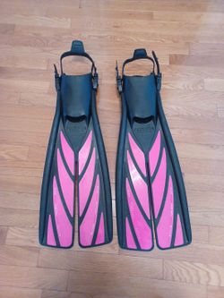 Atomic Aquatics Split Fins