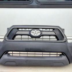 Toyota Tacoma 2012 2013 2014 2015 front bumper and Grille Genuine OEM