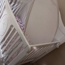 Baby Crib Like New