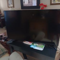 Insignia LED TV
