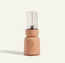Our Place Splendor Blender - 1000W High-Power | Ultra-Sharp Blades | 2 Blending ModesOur Place Splendor Blender - 1000W High-Power | Ultra-Sharp Blade