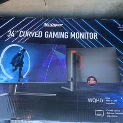 Decogear Premium Gaming Monitor