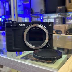 Nikon ZR < Open Box 