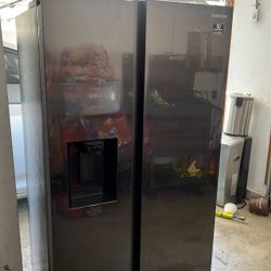 Samsung Refrigerator 