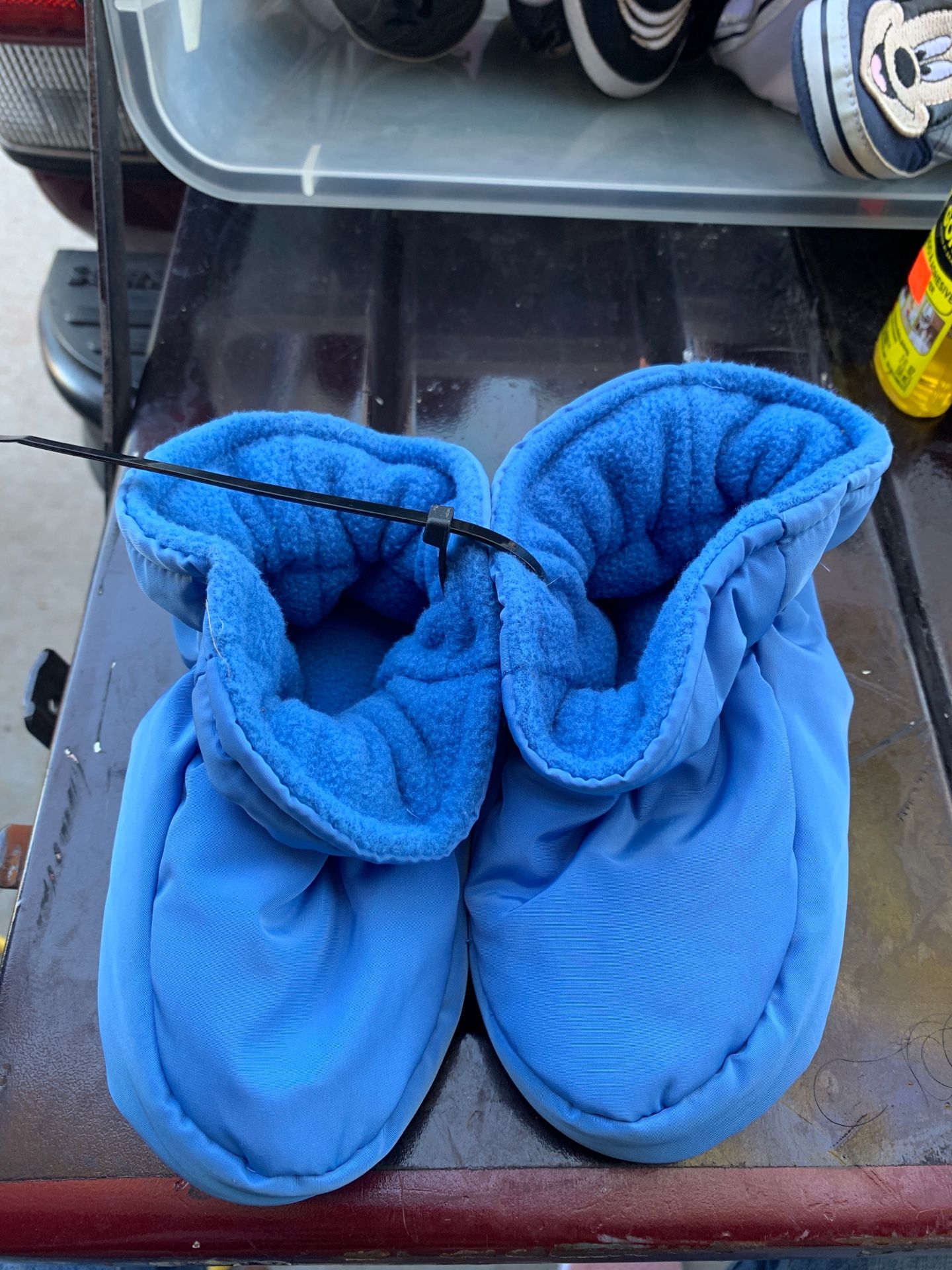 Disney Mickey snow shoes size 7-8 - $10