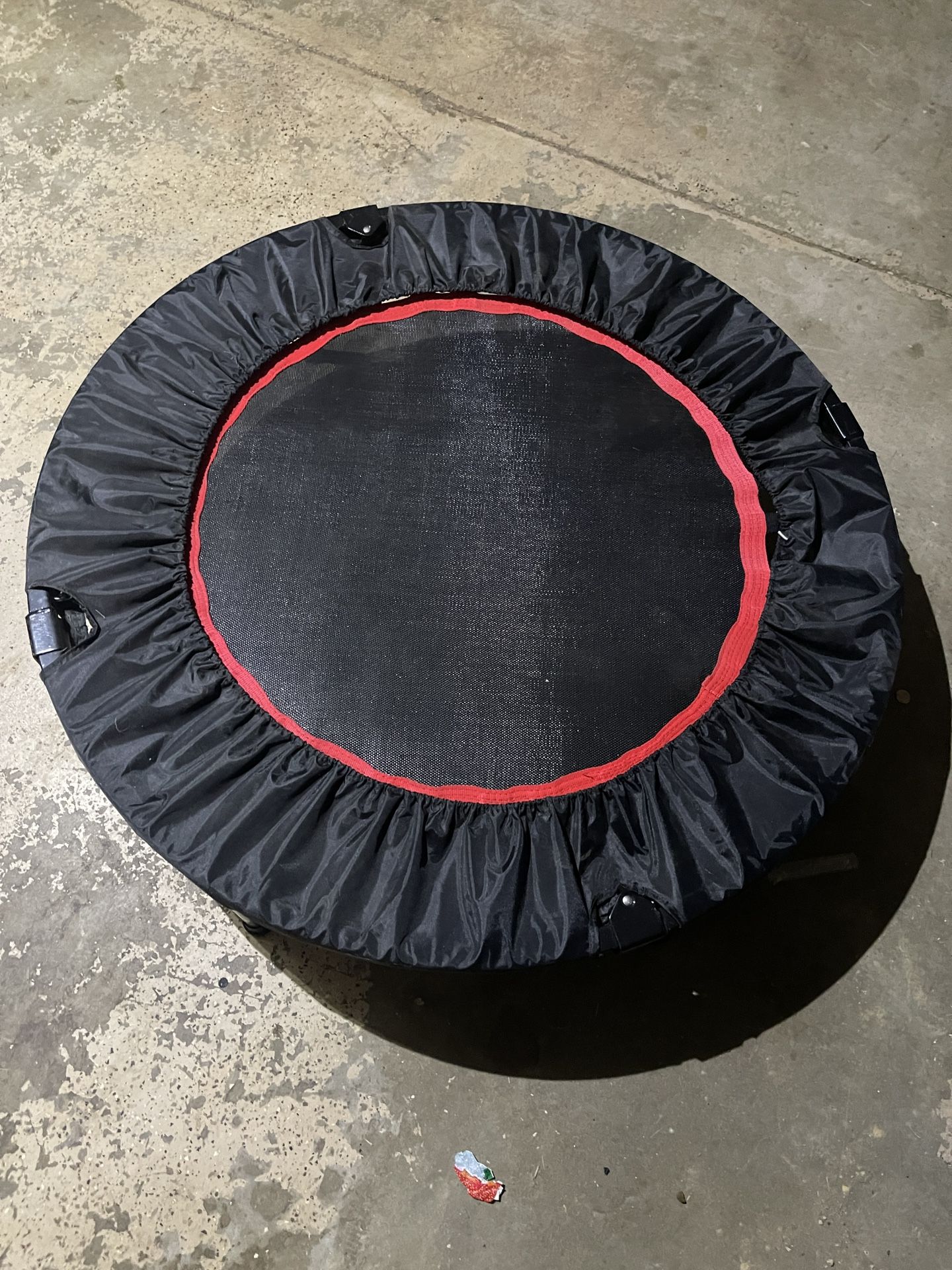Mini Fitness Trampoline / Rebounder โ $25 (OBO)