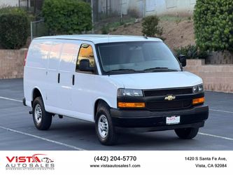 2022 Chevrolet Express 3500 Cargo