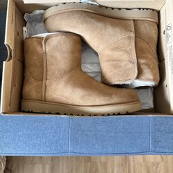 UGG Women’s Boots New 