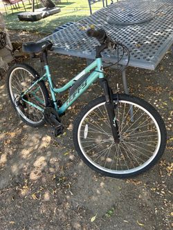 Huffy Mountain Bike Teal 24”