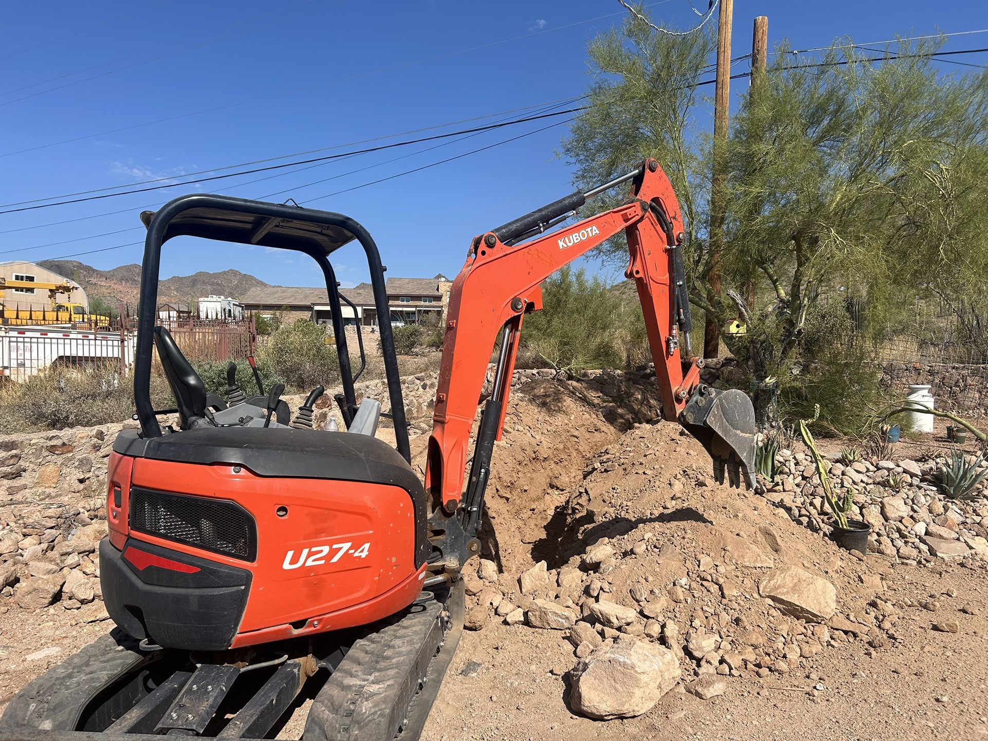 Bobcat Dirt & Rock Skid Steer Dump Truck