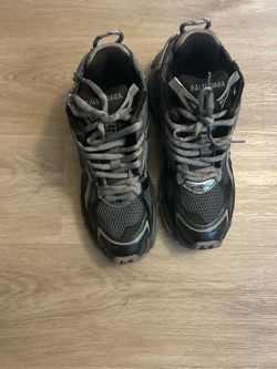 Grey balenciaga runners