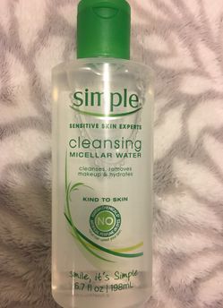 Simple micellar cleansing water