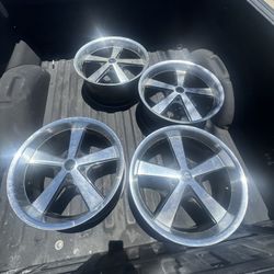 American racing Nova wheels 20x8.5