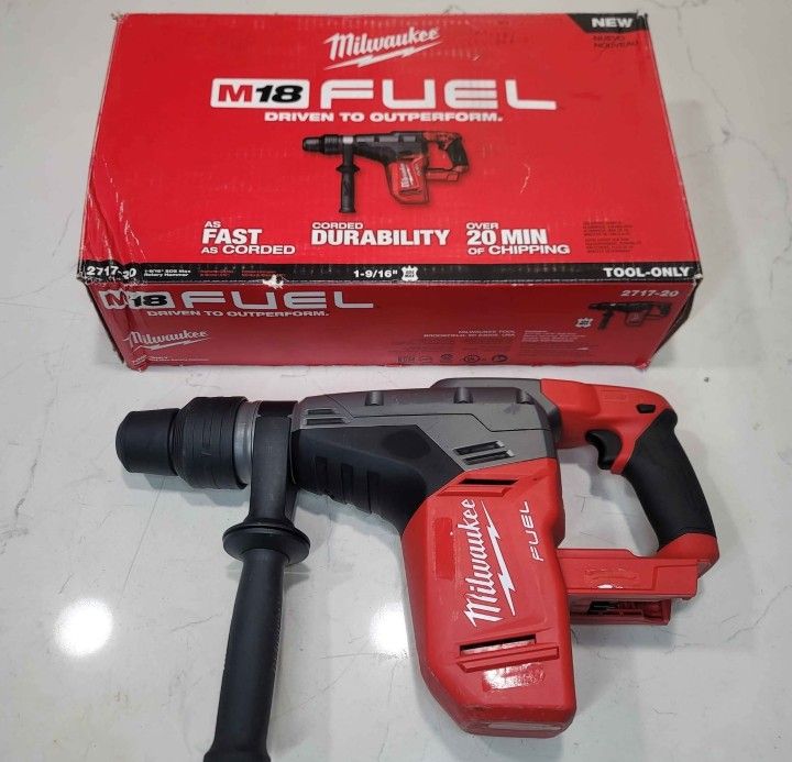 Milwaukee
M18 FUEL 18V Lithium-Ion Brushless Cordless 1-9/16 in. SDS-Max Rotary Hammer (Tool-Only)