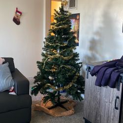 6ft christmas tree