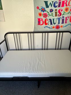 Twin/Queen DayBed