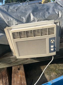 Window air-conditioning AC unit