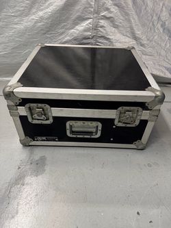 Calzone Case (Excellent Condition)