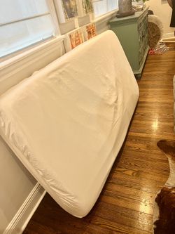 Twin mattress
