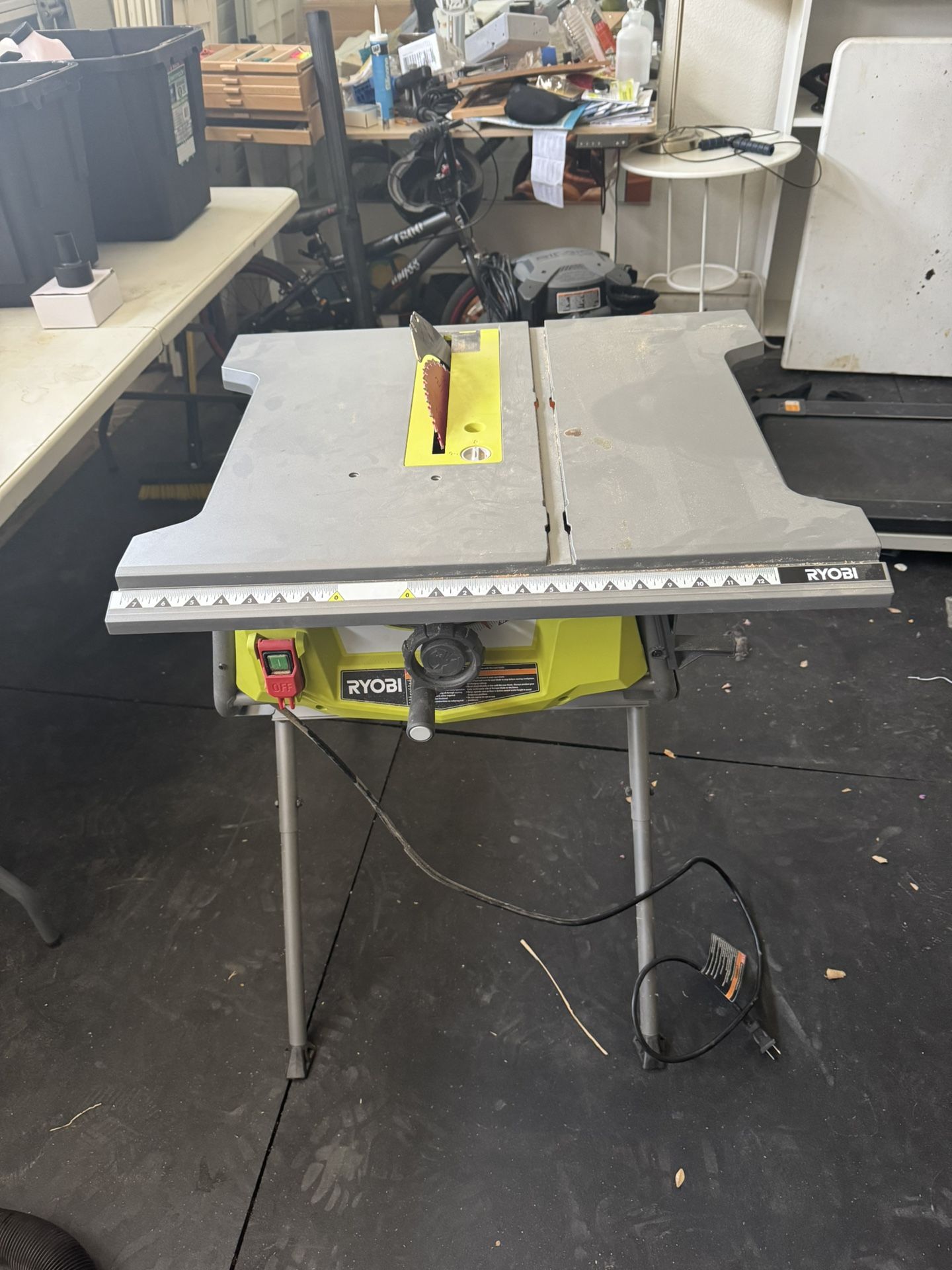 Ryobi 10in Table Saw w/ Stand