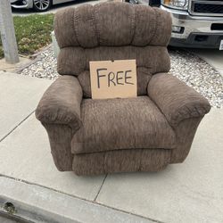 Recliner for free- Temecula