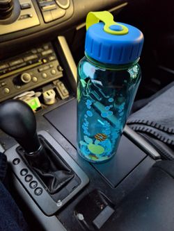 Botellas Para Agua Y Refrescos. $2. Each 