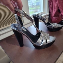 Womens Via Soiga Silver Heels