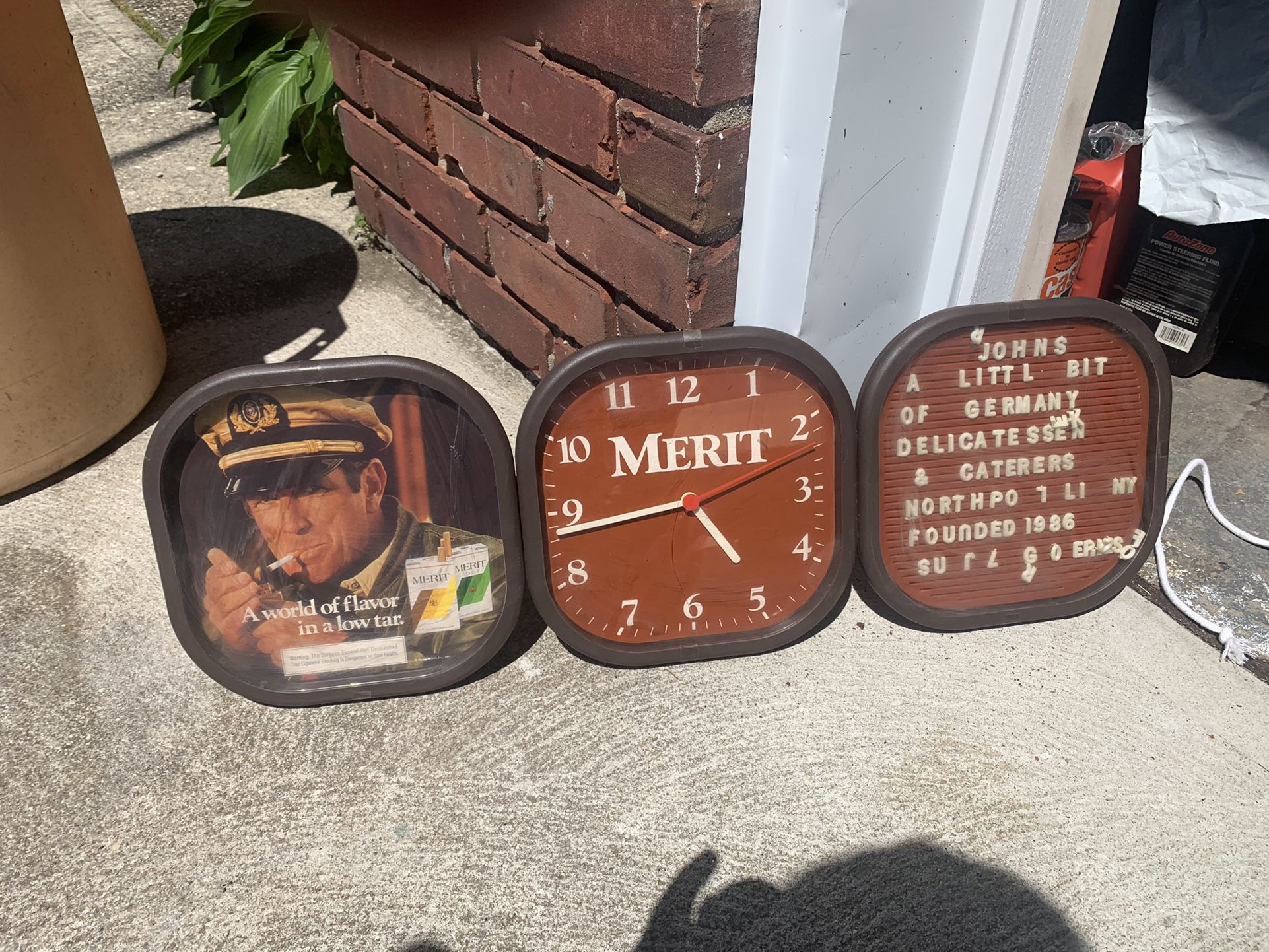 Vintage Deli Me yeah Board And Clock