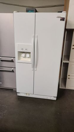 Refrigerator Whirlpool Side By Side Good Condition only no working Ice maker and 40 days warranty Delevery