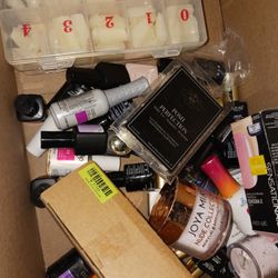 BOX FULL NEW ARCYLIC NAILS SETS LOTS LOTS NEW ITEMS COMES POWERDERS ETC 20 ALL FIRM