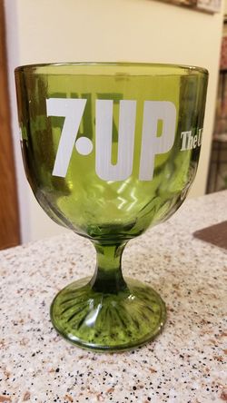 Vintage 7up goblet