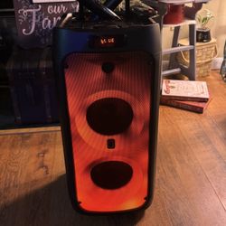 Awesome Speaker/karaoke machine