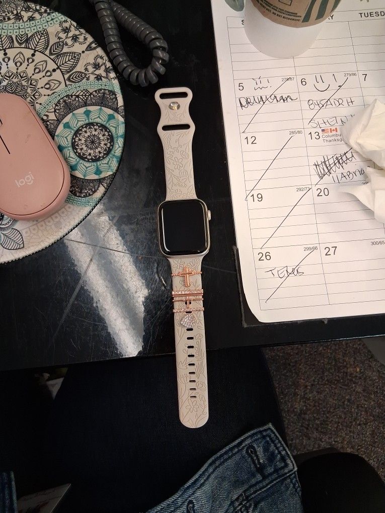 Apple Watch SE 2024