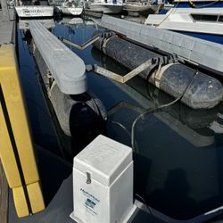 Fully Operational Hydro Hoist For Sale!! 