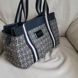Tommy Hilfiger Signature Tote, Medium Size, Two Handles, 13.5" Long.