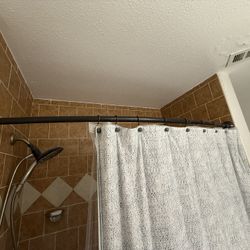 Curved Shower Curtain Rod 
