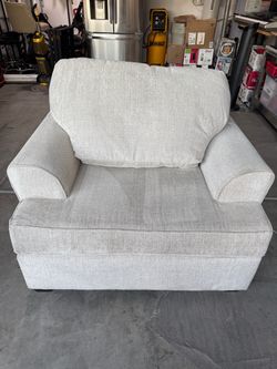Living Spaces Loveseat Couch Chair