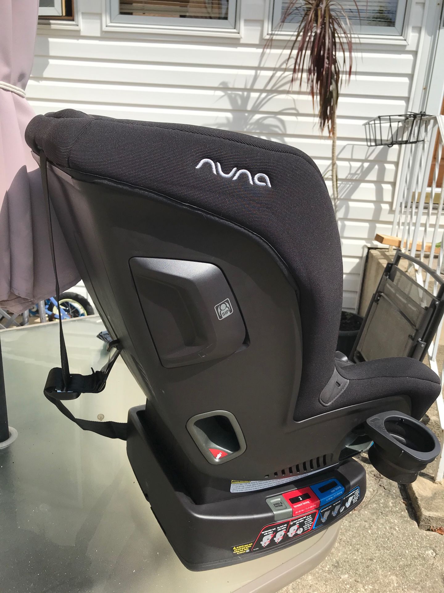 Nuno infant car seat