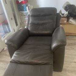 Reclining Leather Chair 