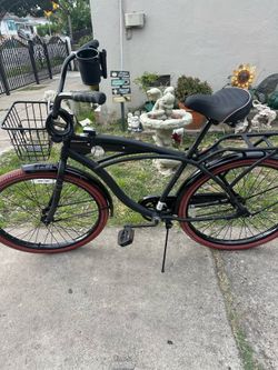 Huffy Nel Lusso 26-inch cruiser