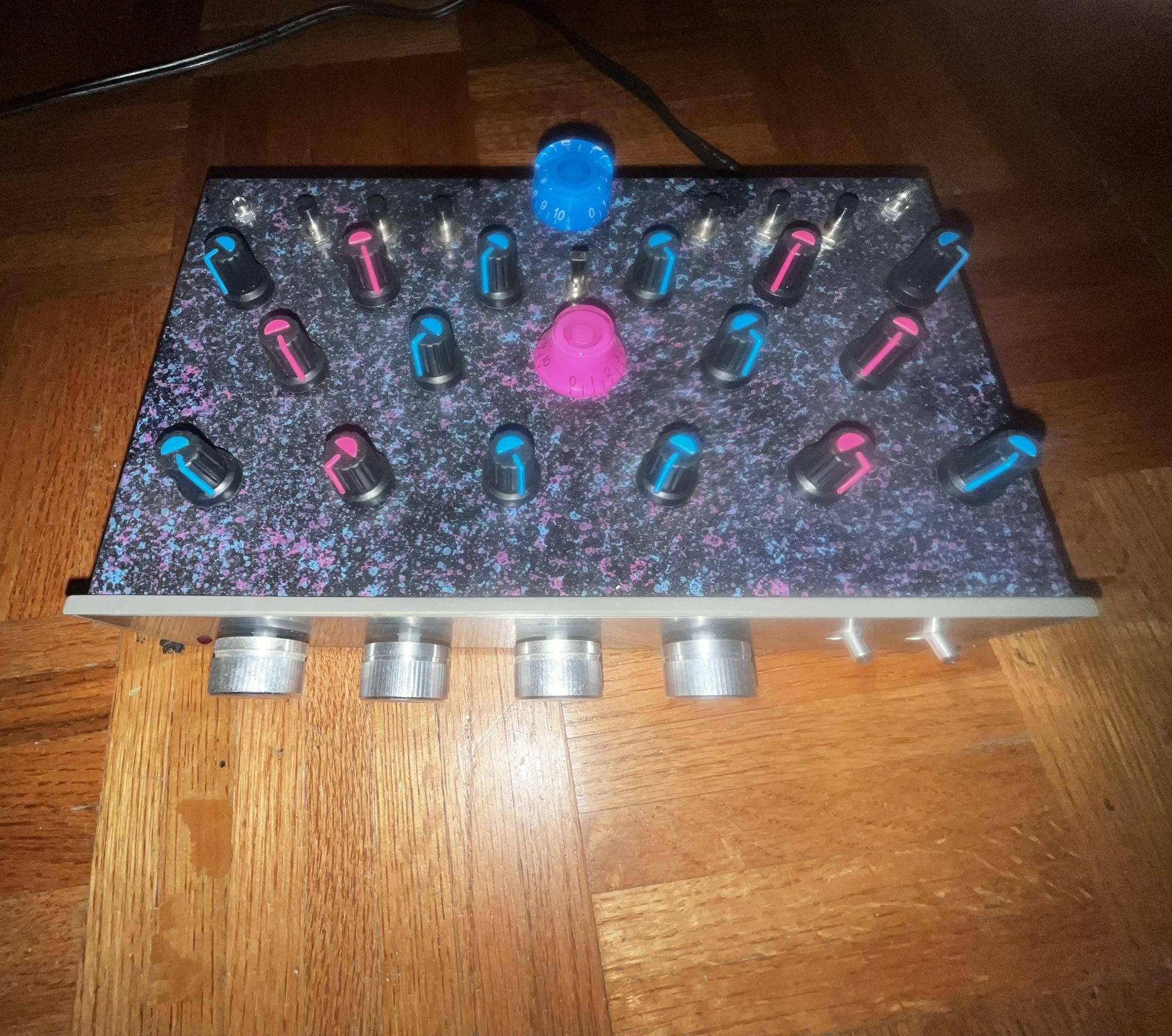 Tachyons+ Opti-Glitch Analog Video Processor